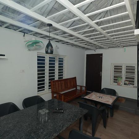 Babu'S Homestay By Lexstays Mananthavady Exterior photo